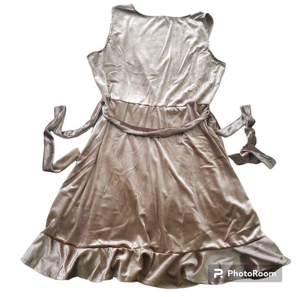 Bb Dakota women mini dress Size Large sleeveless Pale Gold Wrap Ruffle Velvet - Picture 4 of 16